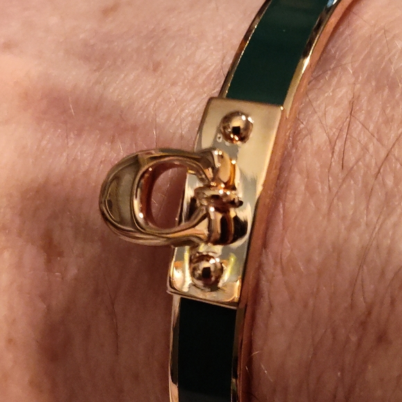 NWT!! COACH Bracelet - Picture 9 of 13